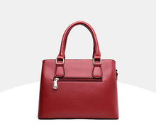 Загрузить изображение в средство просмотра галереи, Quality Designer Leather Shoulder Bag