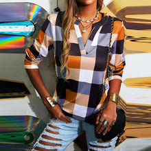 Загрузить изображение в средство просмотра галереи, New Autumn Plaid Printed V-neck Long Sleeve Tee