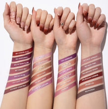 Загрузить изображение в средство просмотра галереи, 32 Colors Matte Liquid Lipstick Waterproof Long-lasting Lip Gloss
