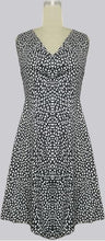 Загрузить изображение в средство просмотра галереи, Summer Bohemian Polka Dot Dress V Neck
