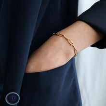 Загрузить изображение в средство просмотра галереи, Minimal Link Bracelet

