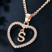 Загрузить изображение в средство просмотра галереи, Name Initials Heart Pendant Necklace 26 Letters
