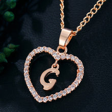 Загрузить изображение в средство просмотра галереи, Name Initials Heart Pendant Necklace 26 Letters
