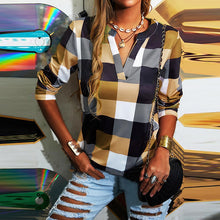 Загрузить изображение в средство просмотра галереи, New Autumn Plaid Printed V-neck Long Sleeve Tee
