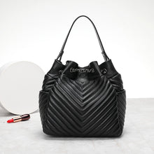 Загрузить изображение в средство просмотра галереи, YILINSA Women Pleated Sheepskin Genuine Leather Top Handle Bags Fashion Adjustable Chain Shoulder Bags Designer Female Handbag
